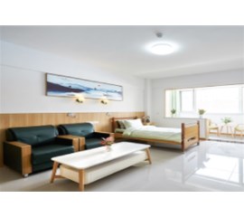 龙口福利中心讲解之卧床老人更换衣服方法